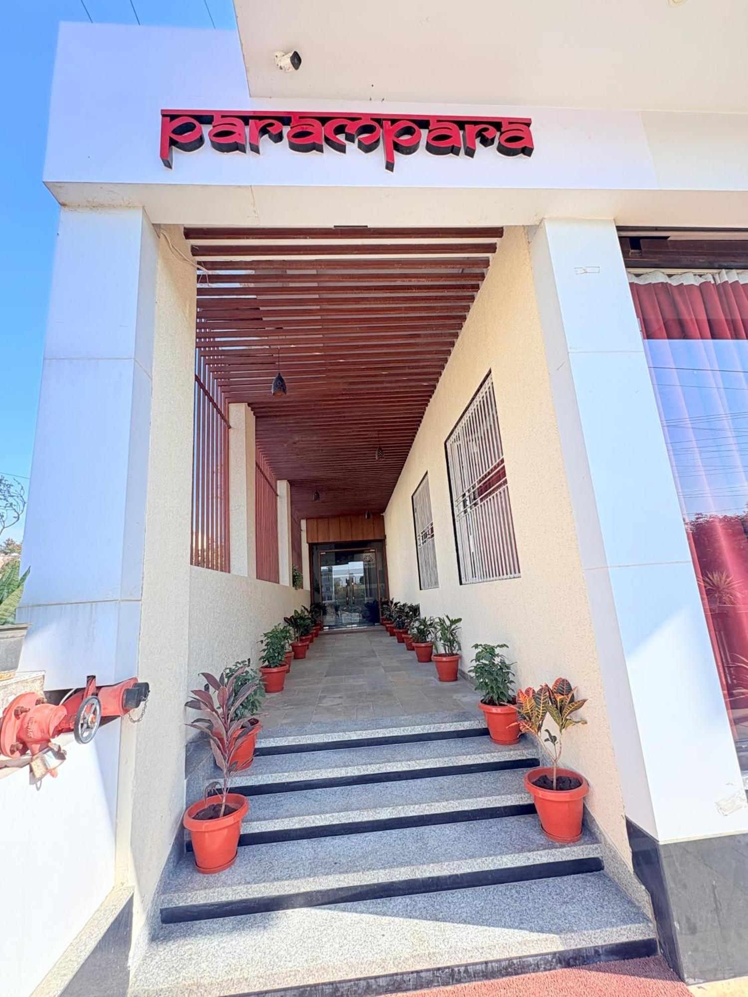 Parampara Hotels And Resorts Udaipur Luaran gambar